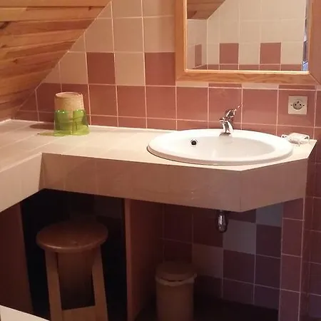 Maison D'hotes Les Roses 3*