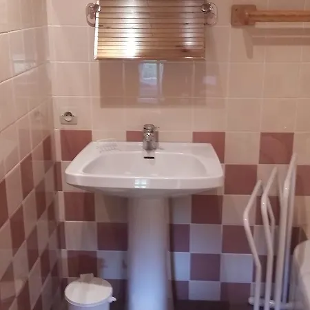 Maison D'hotes Les Roses 3*